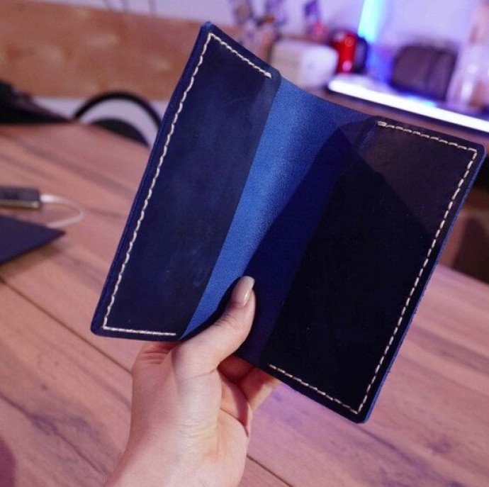 Мастер-класс по кожевничеству Обложка на паспорт в Москве