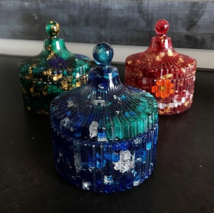 Мастер-класс Новогодние предметы интерьера с эпоксидной смолой в Москве