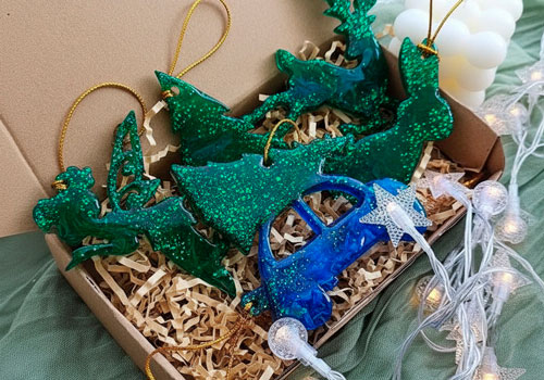 Мастер-класс Ёлочные игрушки из эпоксидной смолы в Москве