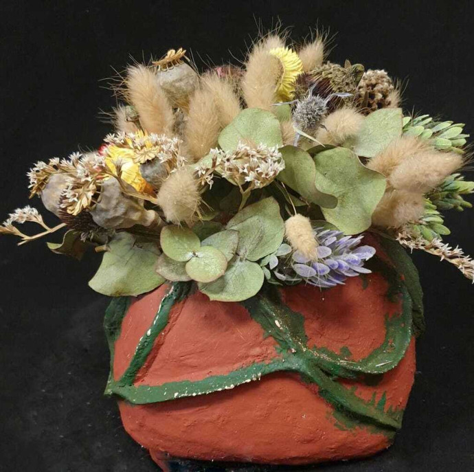 Мастер-класс Цветочная композиция в ящике в Москве