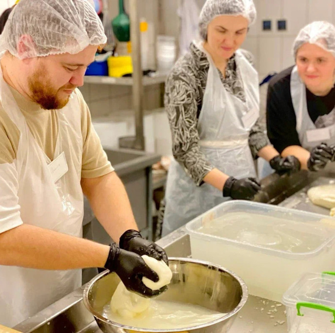 Мастер-класс по сыроварению для детей и взрослых в Москве