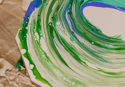 Мастер-класс по флюид арту в Москве