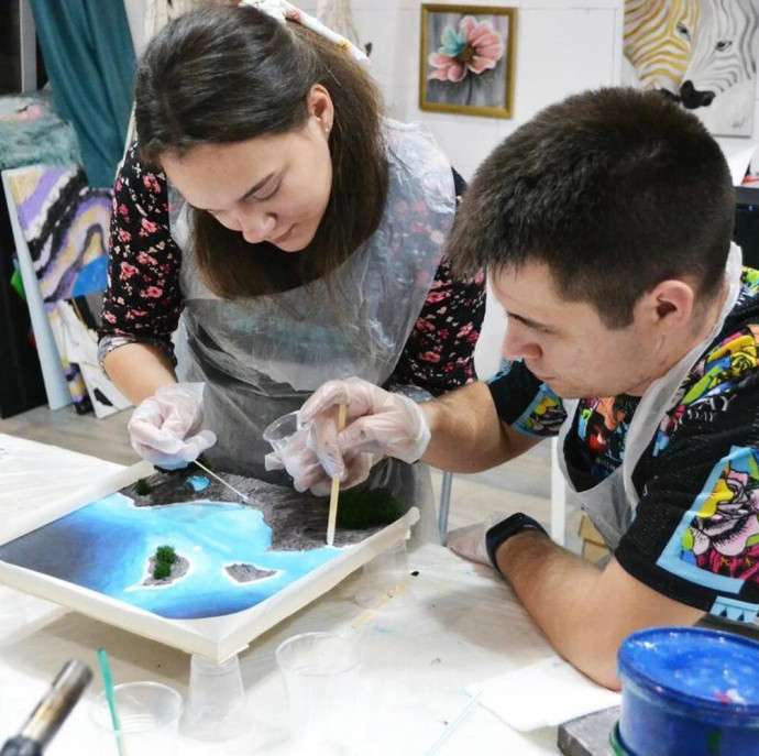 Арт-свидание в художественной студии в Москве