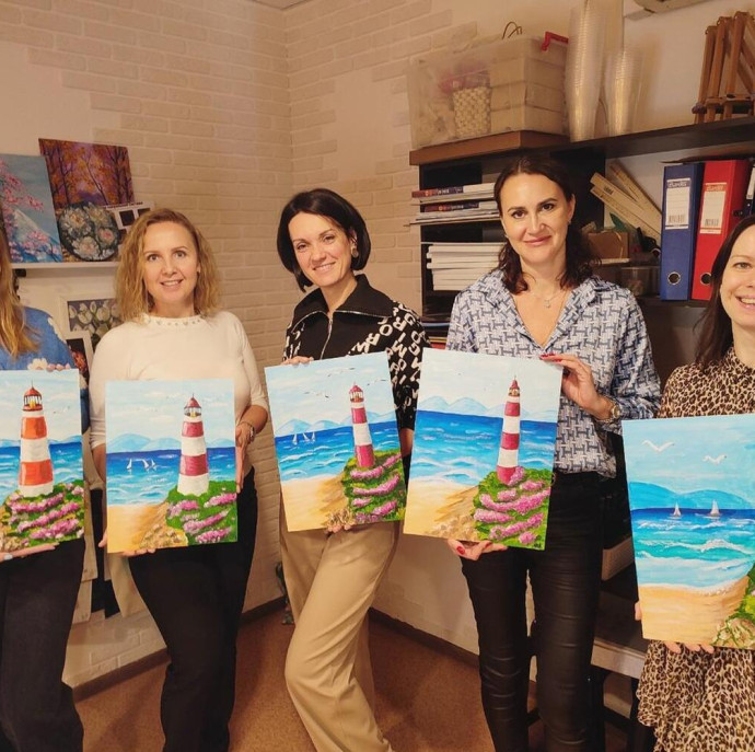 Пробное занятие в арт школе Картина акрилом в Москве