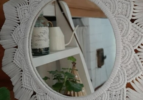 Мастер-класс по созданию украшения для зеркала в технике макраме в Москве