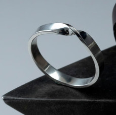 Мастер-класс по изготовлению кольца бесконечность в Москве