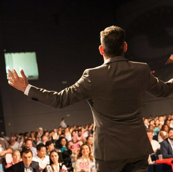 Индивидуальное занятие по ораторскому мастерству в Москве