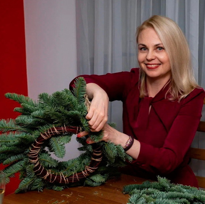 Мастер-класс новогодний венок в Москве