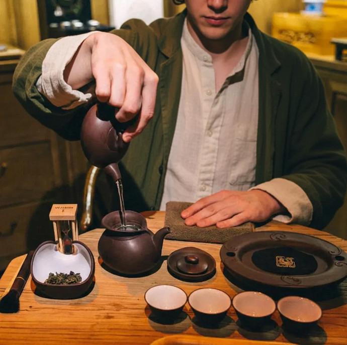 Чайная церемония Сяо Ху Фан в Москве