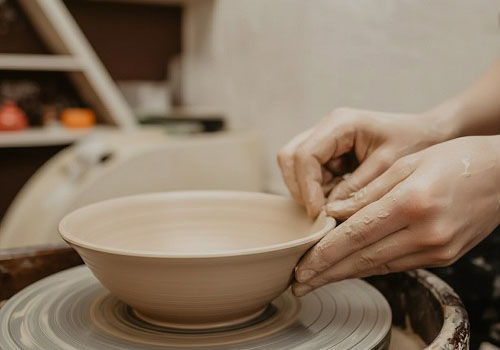 Индивидуальный урок по гончарному делу в Москве