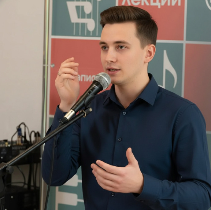 Музыкальные инструменты, вокал на Черняховского в Москве