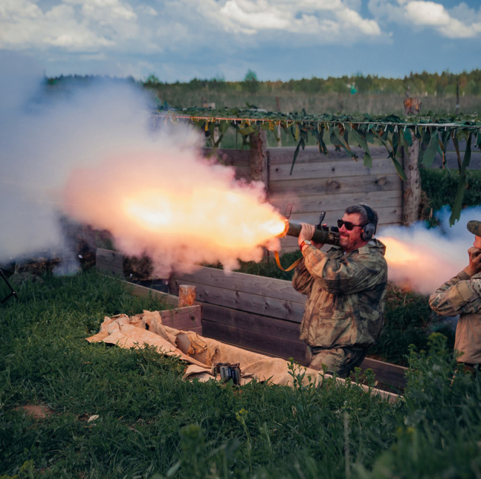Поездка на танке или БМП со стрельбой из оружия в Москве