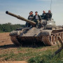 Поездка на танке или БМП со стрельбой из оружия в Москве