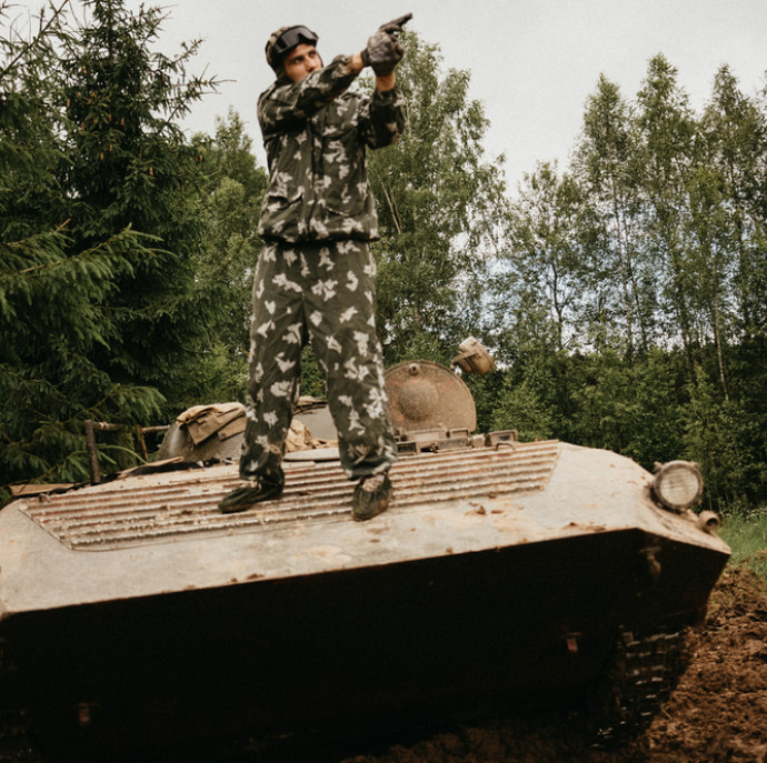 Поездка на танке или БМП со стрельбой из оружия в Москве