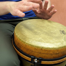 Урок игры на джембе в Москве