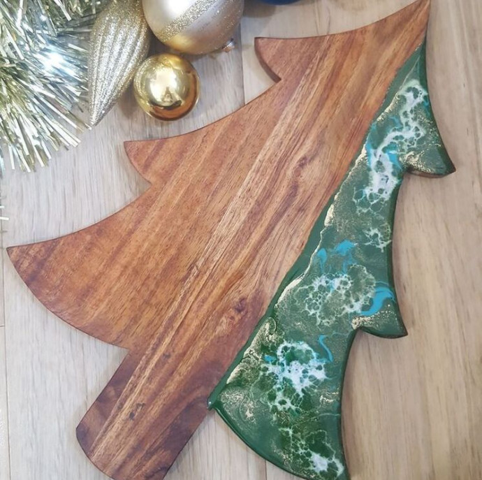 Мини курс Новогодняя сервировочная доска с эпоксидной смолой в Москве