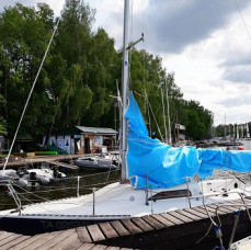 Прогулка на парусной яхте в Москве