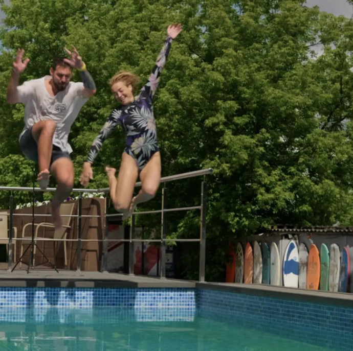 Серфинг на искусственной волне в Москве