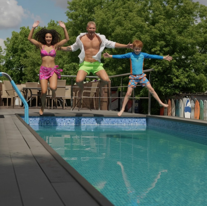 Серфинг на искусственной волне в Москве