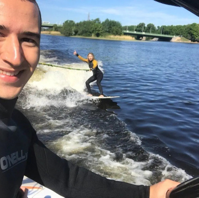 Вейксерфинг в Москве