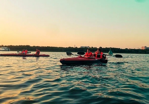 Сплав на байдарке в Ростове в Москве