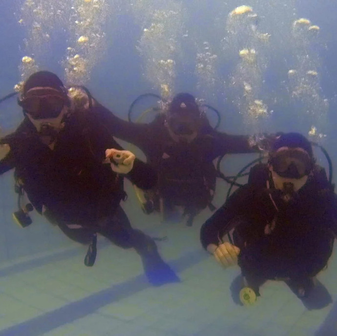 Начальный курс дайвинга PADI Open Water Diver (referral) в бассейне в Москве