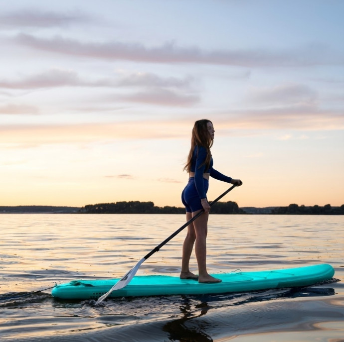 Прогулка на катере с катанием на вейкборде и САП борде в Москве