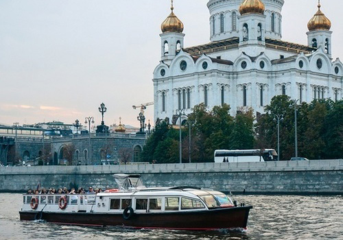 Речная прогулка на теплоходе в Москве