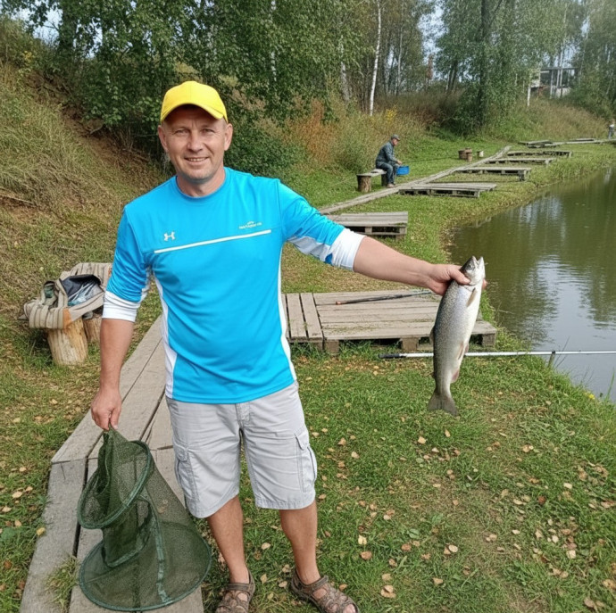 Рыбалка на водоёме в Москве