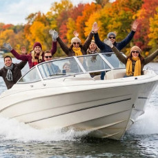 Прогулка на катере в Москве