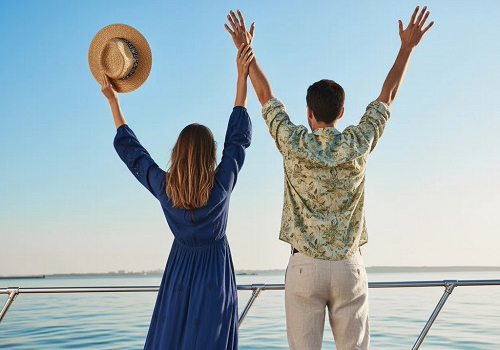 Прогулка на катере с посещением детского зоопарка в Москве