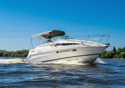 Семейная прогулка на яхте в Москве