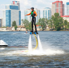 Полет на флайборде в Москве