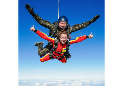 Прыжок с парашютом в тандеме на аэродроме Киржач в Москве