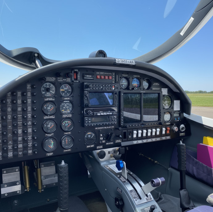 Экскурсионный полет на самолете Aquila A210 в Москве