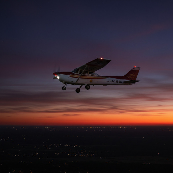 Полет на самолете с аэродромом на выбор в Москве