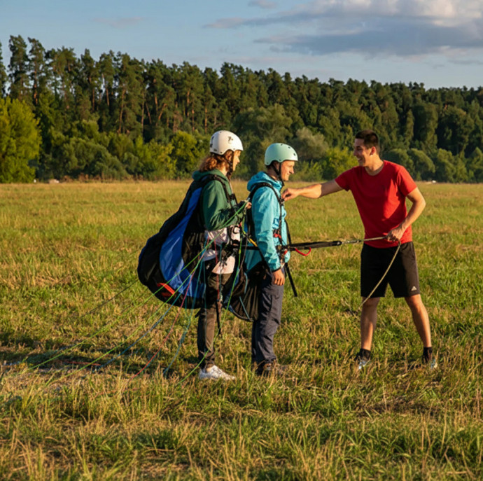 Полет на параплане с акробатикой в Москве