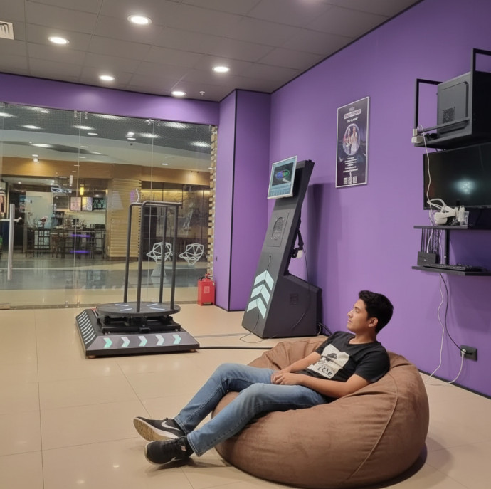 Индивидуальные VR игры без передвижения в Москве