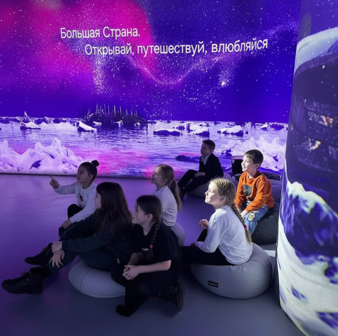Мультимедийная выставка Большая страна в Москве