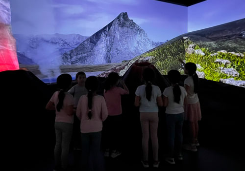 Мультимедийная выставка Большая страна в Москве