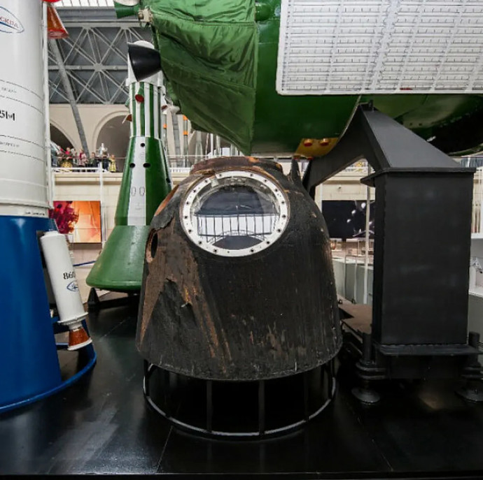 Павильон Космос на ВДНХ в Москве