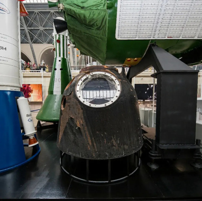 Павильон Космос на ВДНХ в Москве