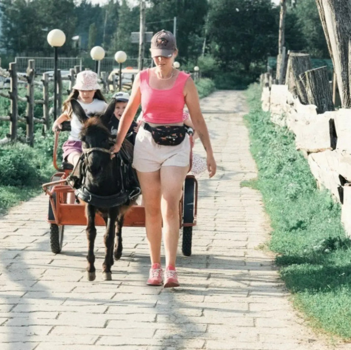 Пони клуб для детей в Москве