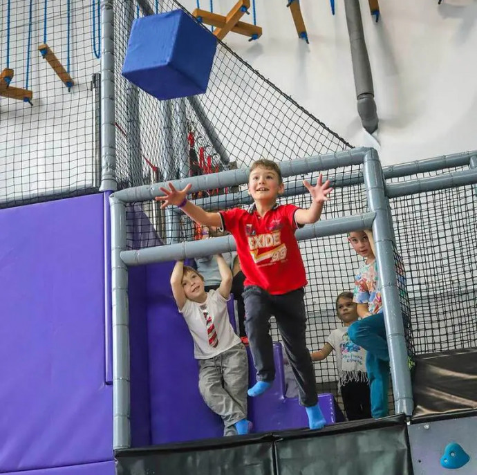 Прыжки на батуте в Москве