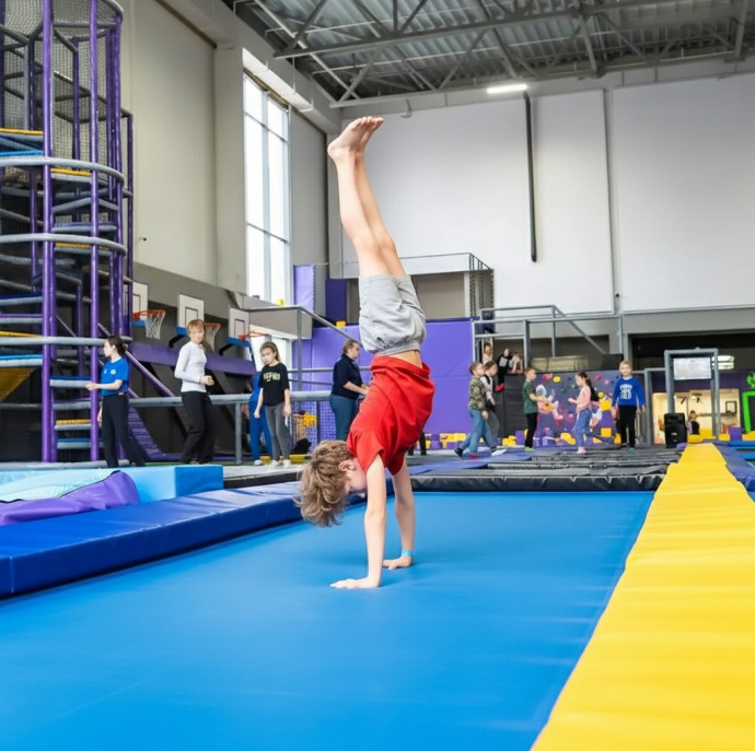 Прыжки на батуте в Москве