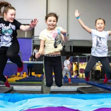 Прыжки на батуте в Москве