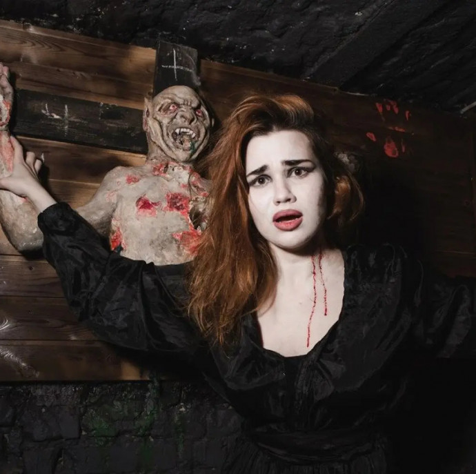 Алкогольный квест 18+ Бар вампиров в Москве