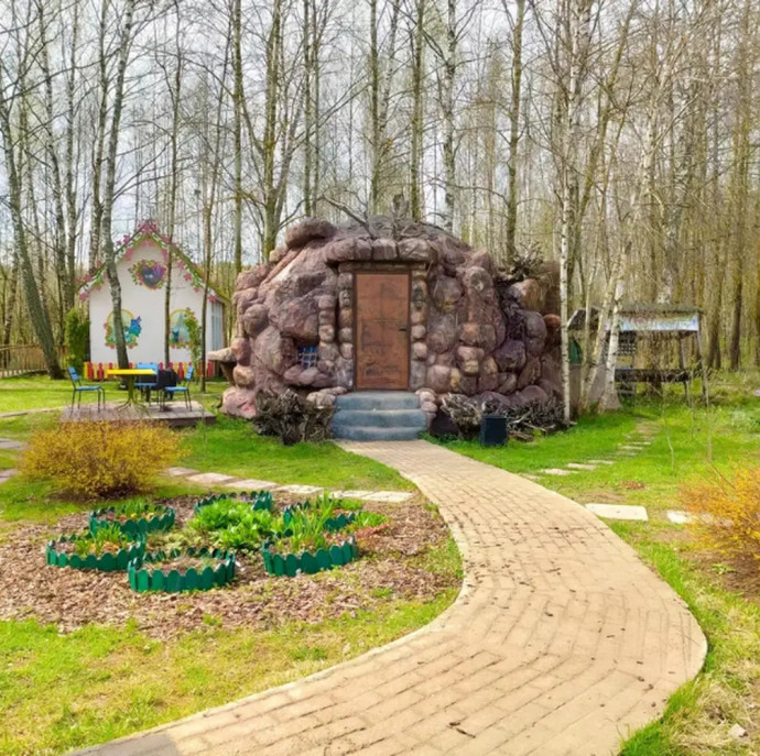 Романтическая ночь в пещере Гингемы в Москве