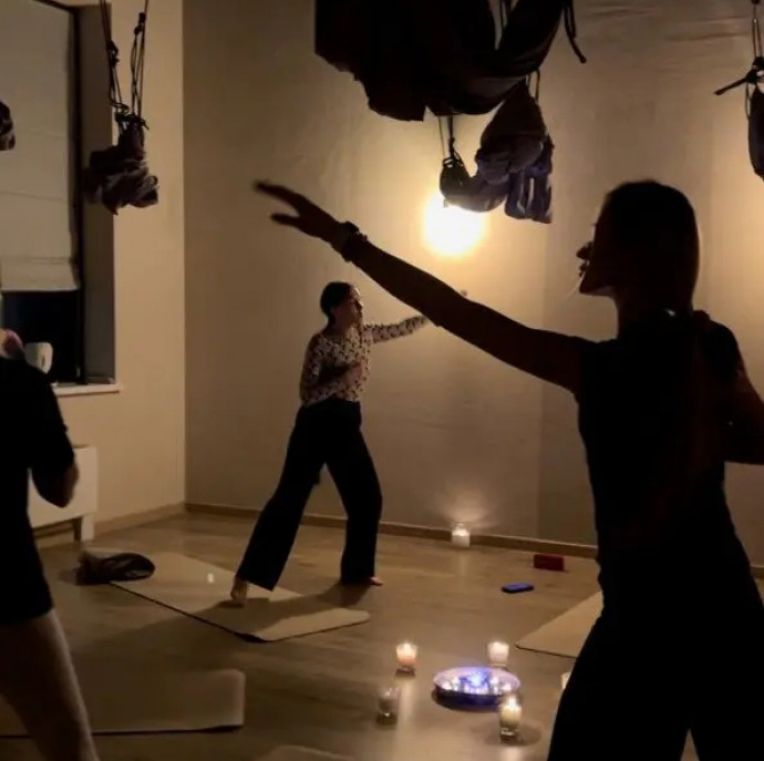 Новогодний безлимит йоги на любой месяц в Москве