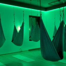 Новогодняя эйфория в гамаках в Москве